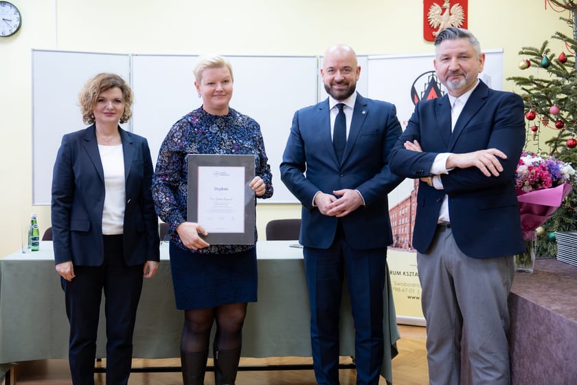 Wręczenie dyplomów dyrektorom placówek oświatowych, 10.01.2024